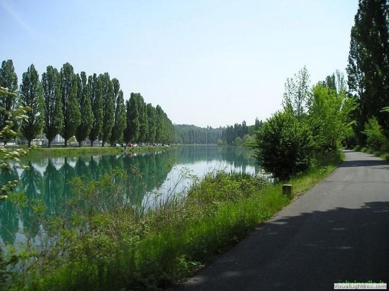 Fiori Sull'Acqua Apartments 페스키에라델가르다 외부 사진