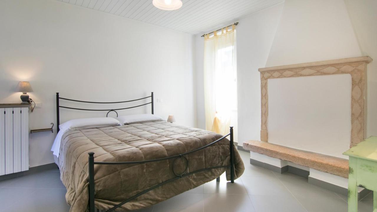 Fiori Sull'Acqua Apartments 페스키에라델가르다 외부 사진